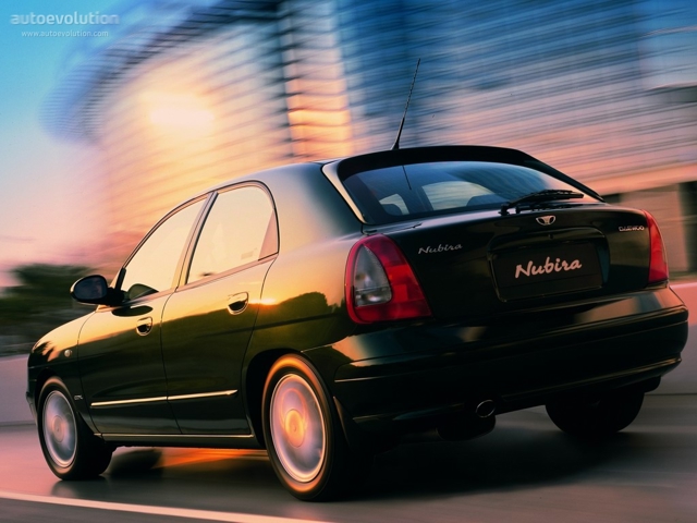 DAEWOO Nubira Hatchback