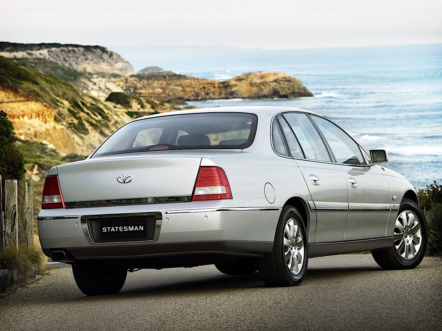 Daewoo Statesman photo 11