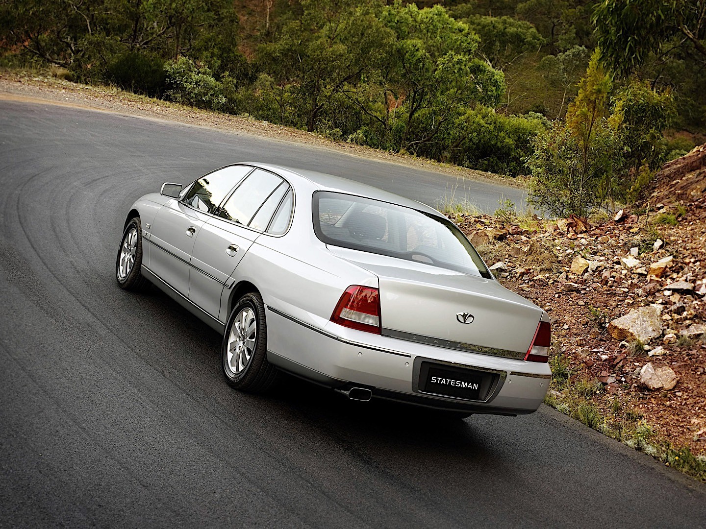 Daewoo Statesman photo 12