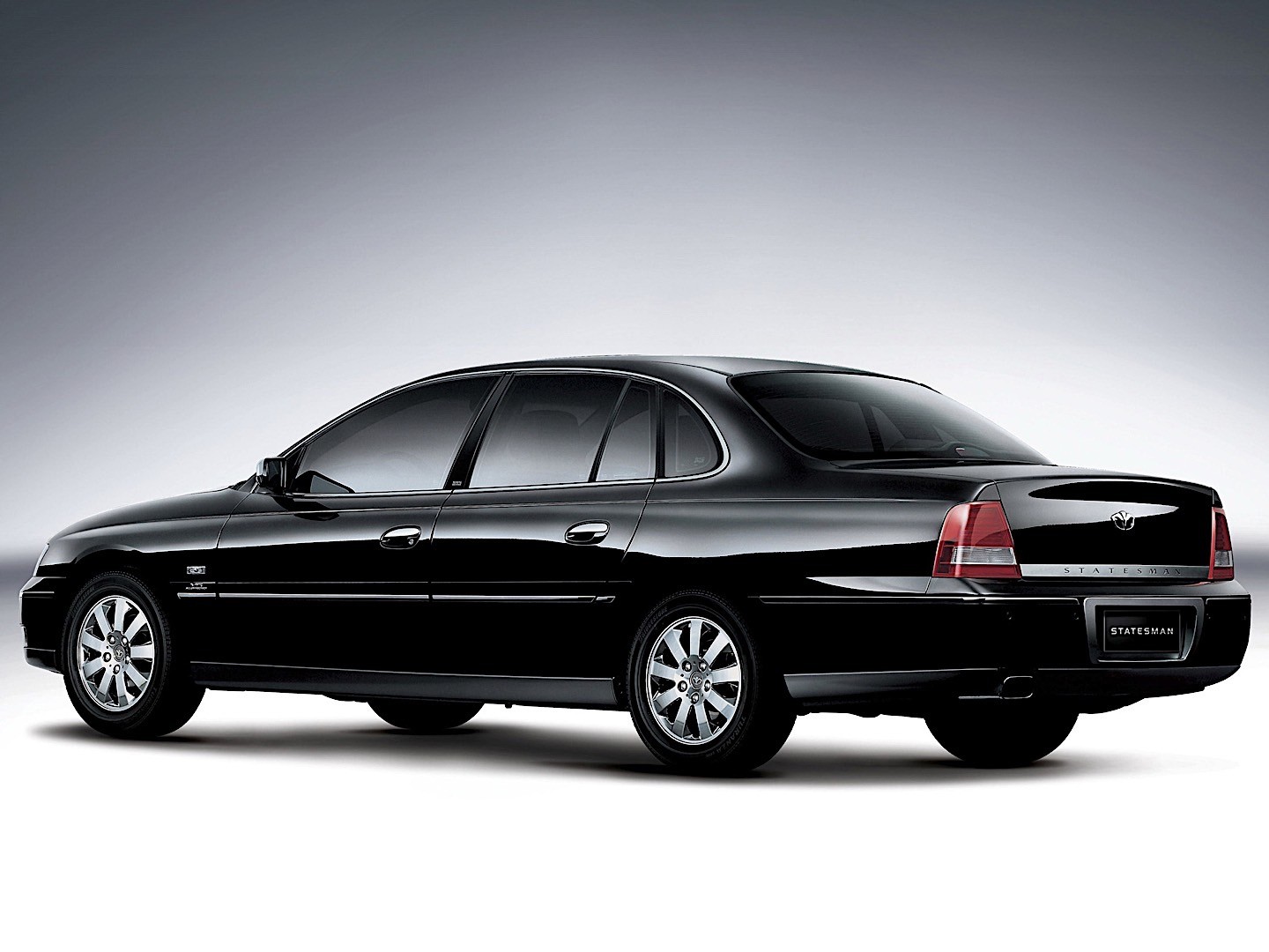 Daewoo Statesman photo 7