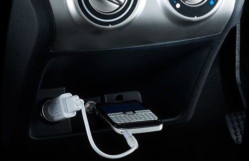 Daihatsu Ayla photo 18