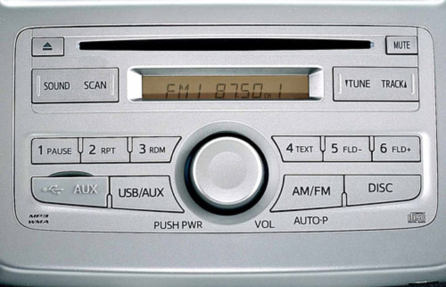 Daihatsu Ayla foto 7