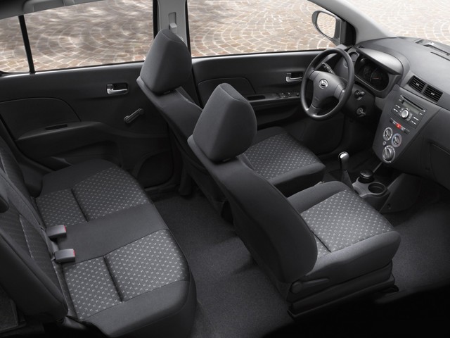 Daihatsu Cuore foto 26