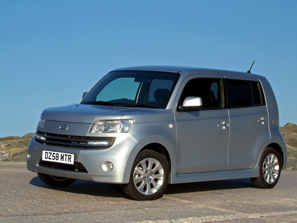 Daihatsu Materia photo 7