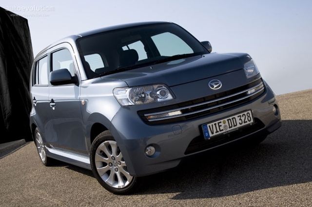 Daihatsu Materia Foto 2