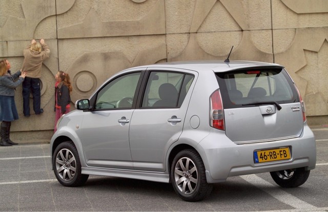 Daihatsu Sirion 2 photo 20