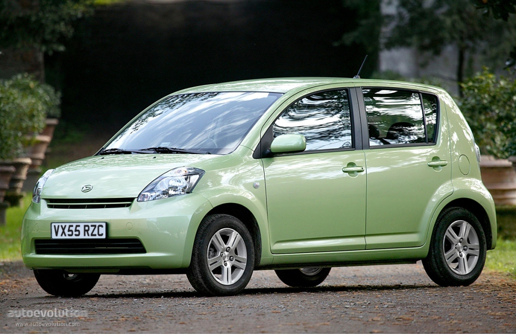 Daihatsu Sirion 2 photo 2
