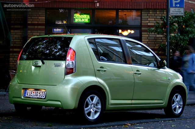 Daihatsu Sirion 2 photo 4