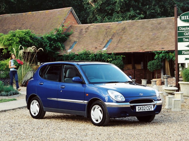 Daihatsu Sirion foto 6