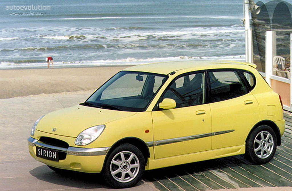 Daihatsu Sirion photo 2