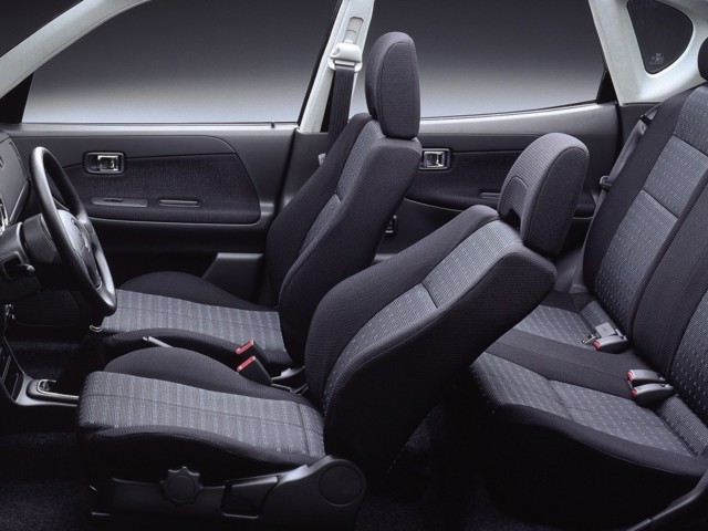 Daihatsu Sirion photo 9