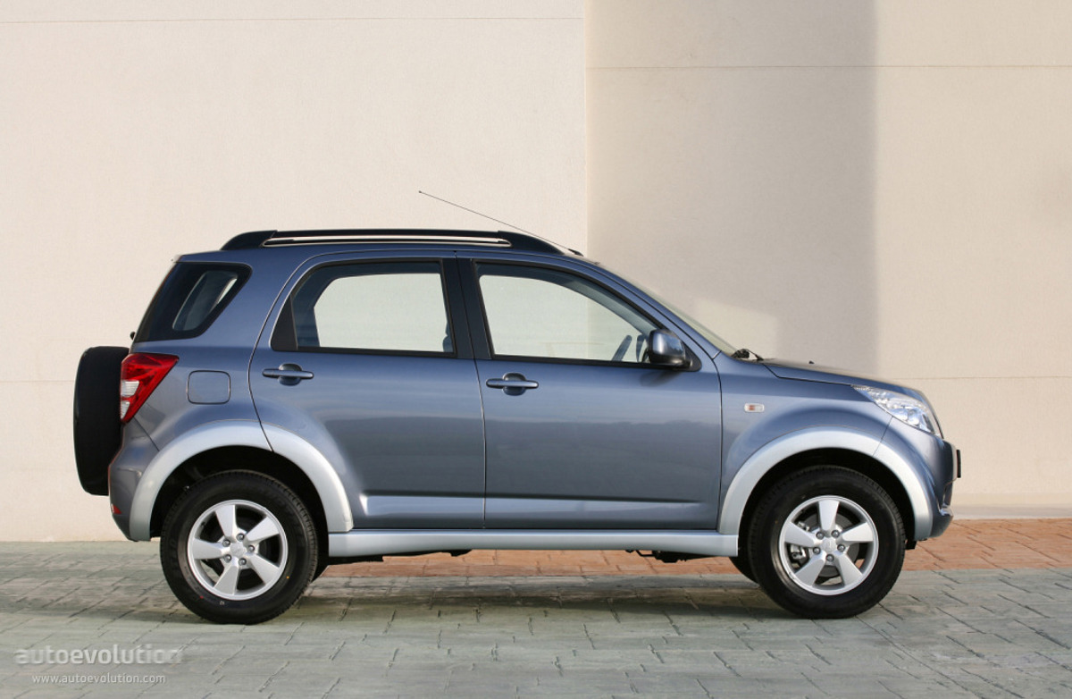 Daihatsu DAIHATSU Terios 1.3i 5MT FWD (86 HP)