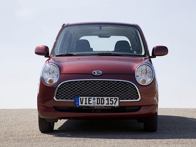 Daihatsu Trevis foto 6