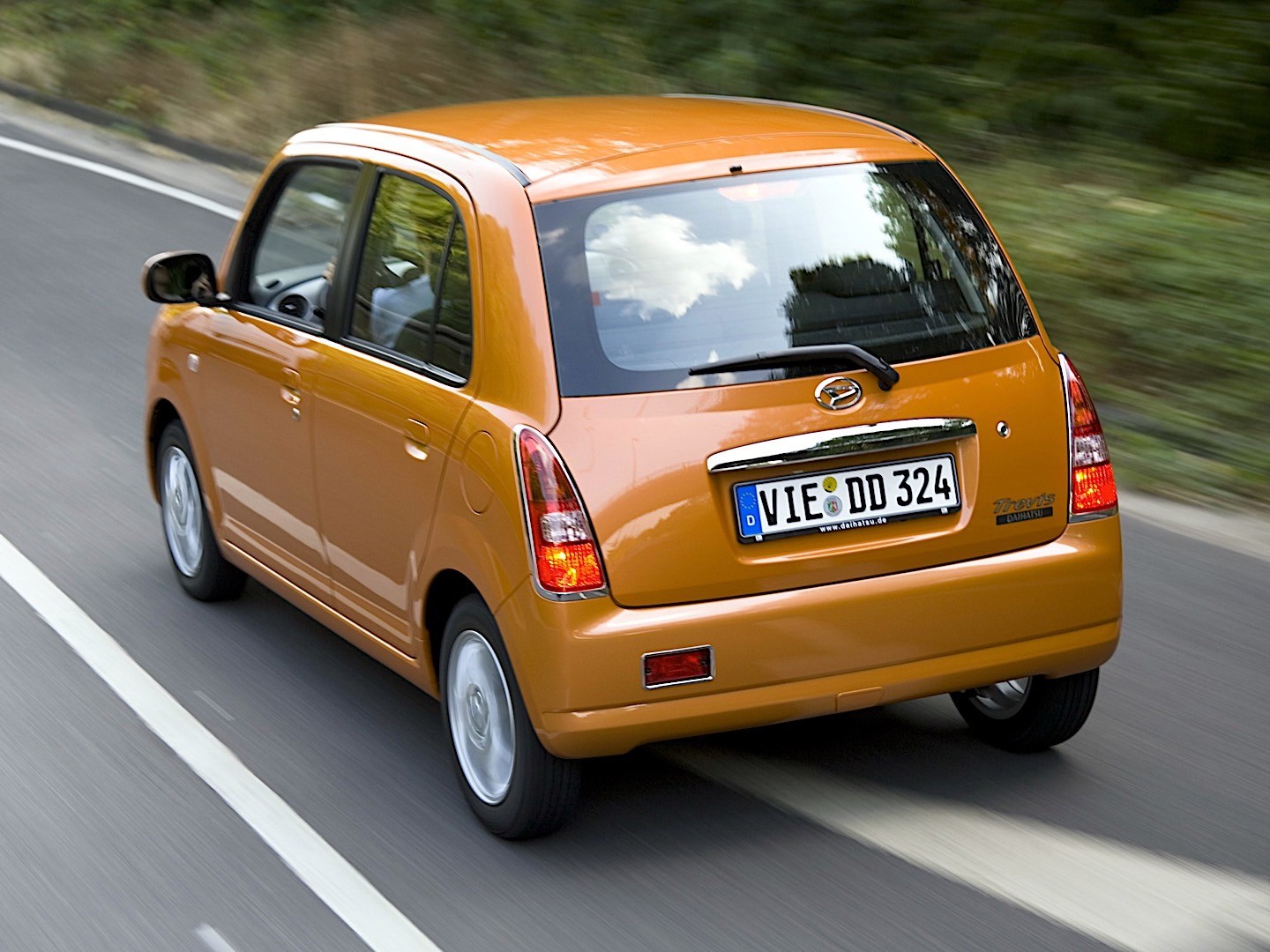 Daihatsu Trevis photo 25