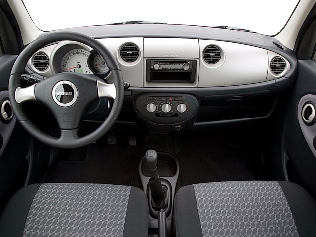 Daihatsu Trevis foto 30