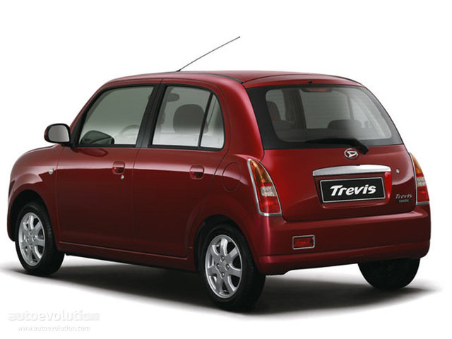 Daihatsu Trevis foto 2