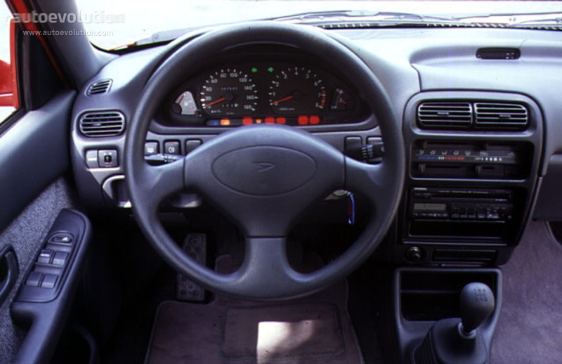 Daihatsu Valera photo 3