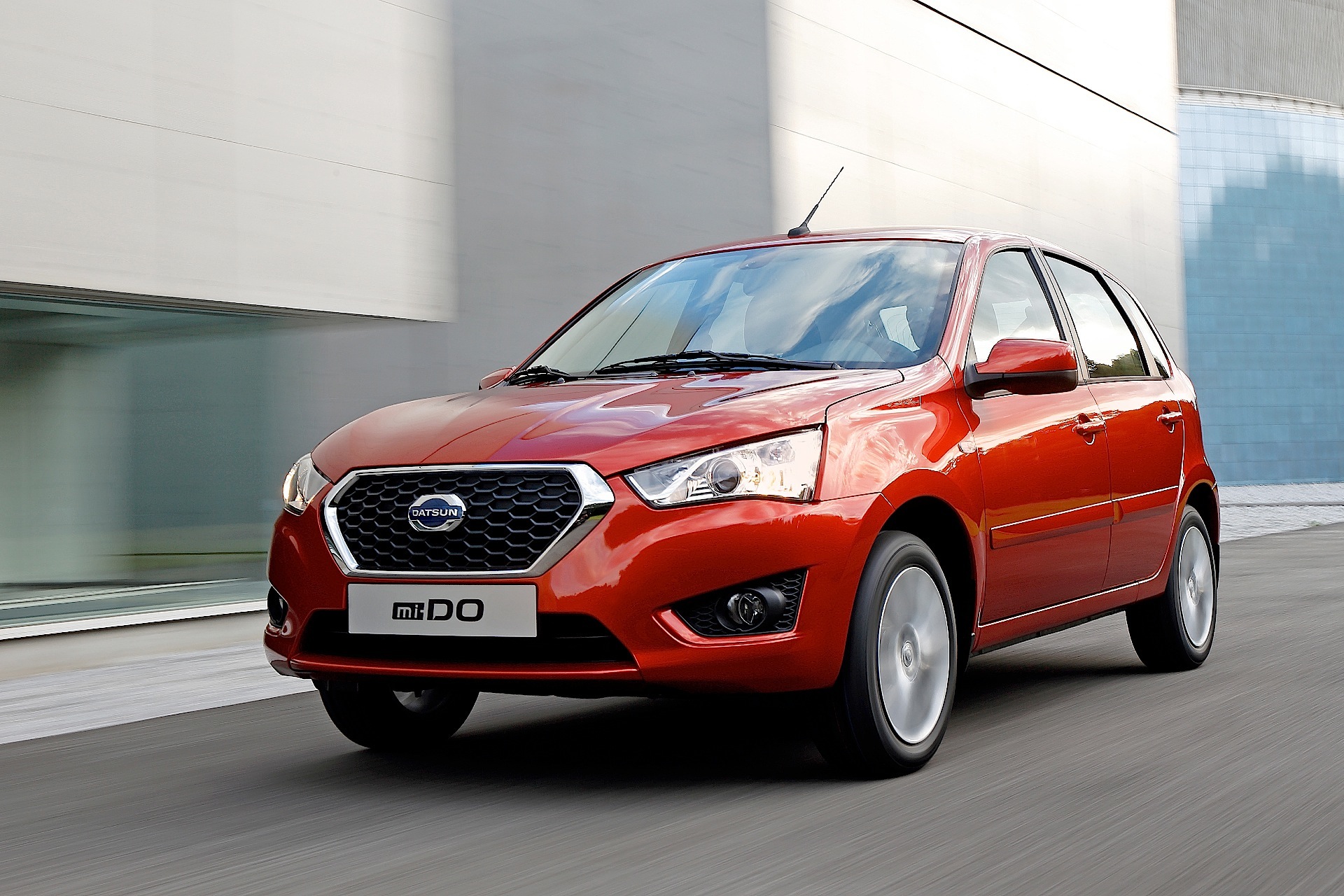 Datsun Mi-Do photo 4