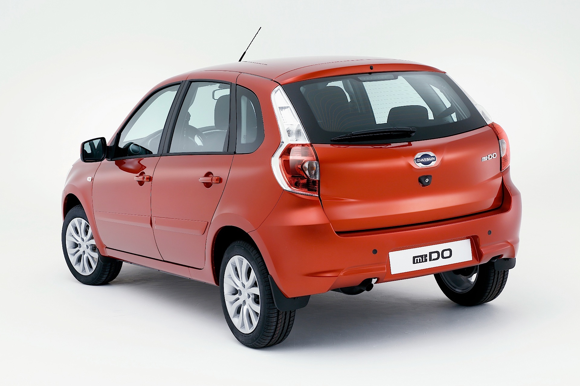 Datsun Mi-Do photo 10