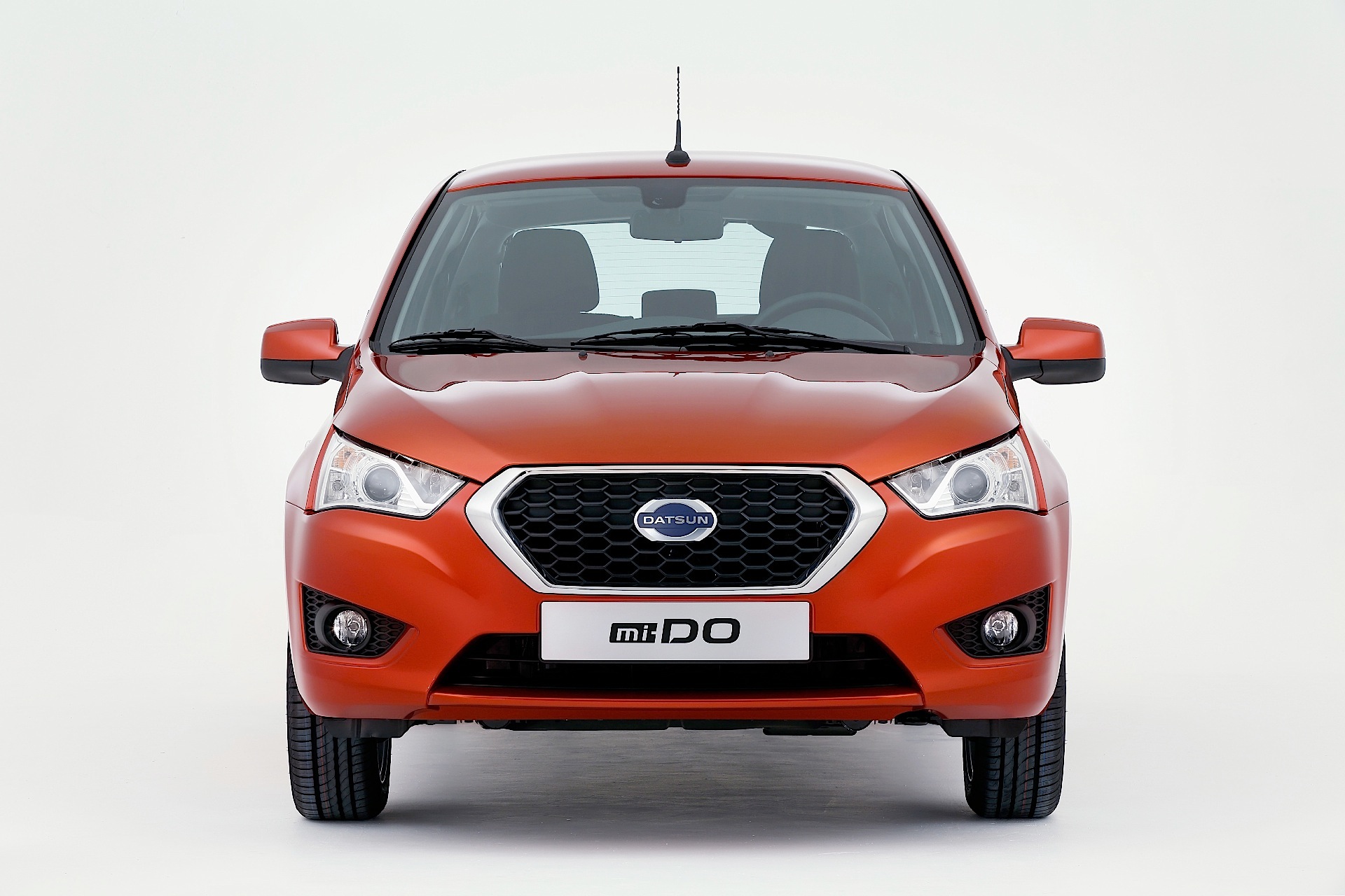 Datsun Mi-Do photo 11