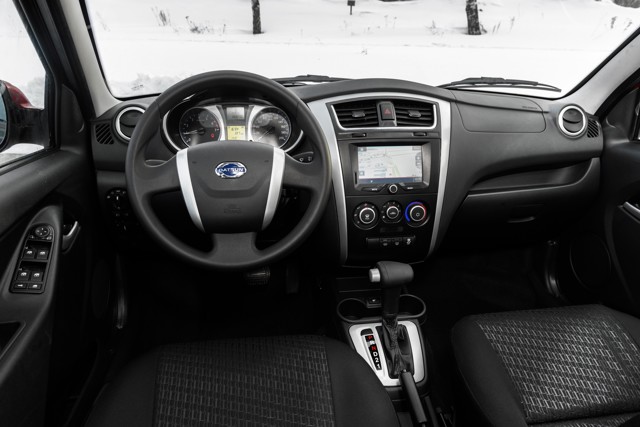 Datsun Mi-Do photo 39