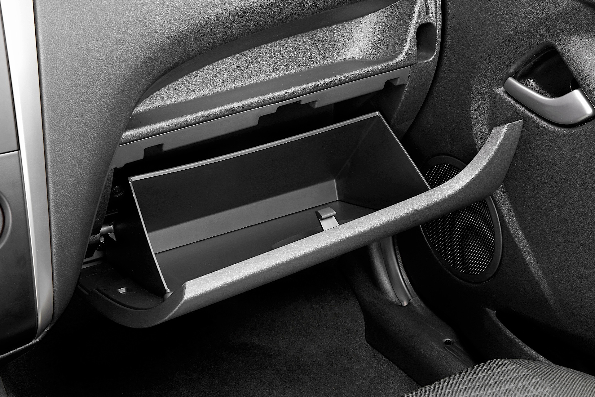 Datsun Mi-Do photo 36