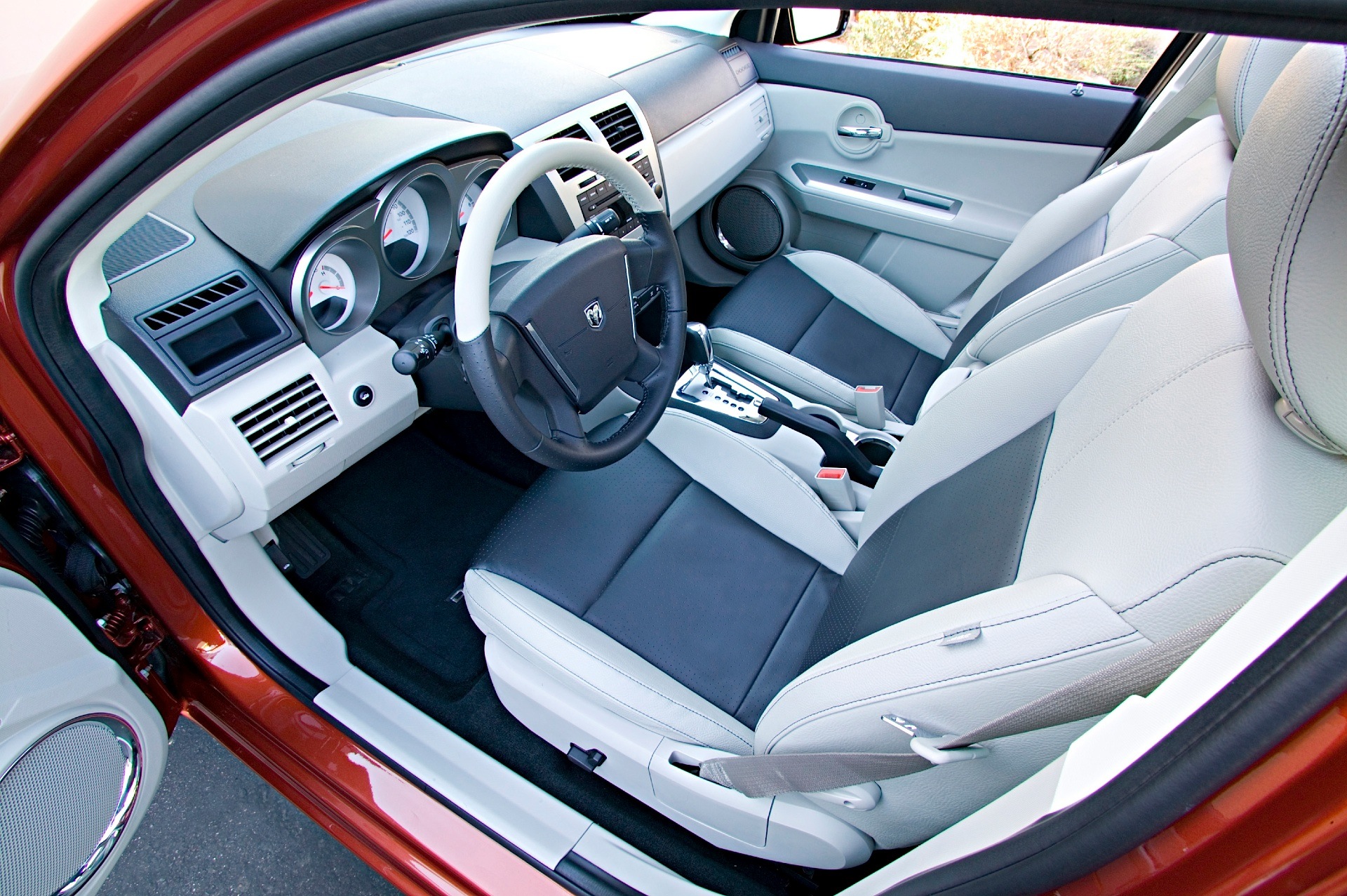 Dodge Avenger photo 79