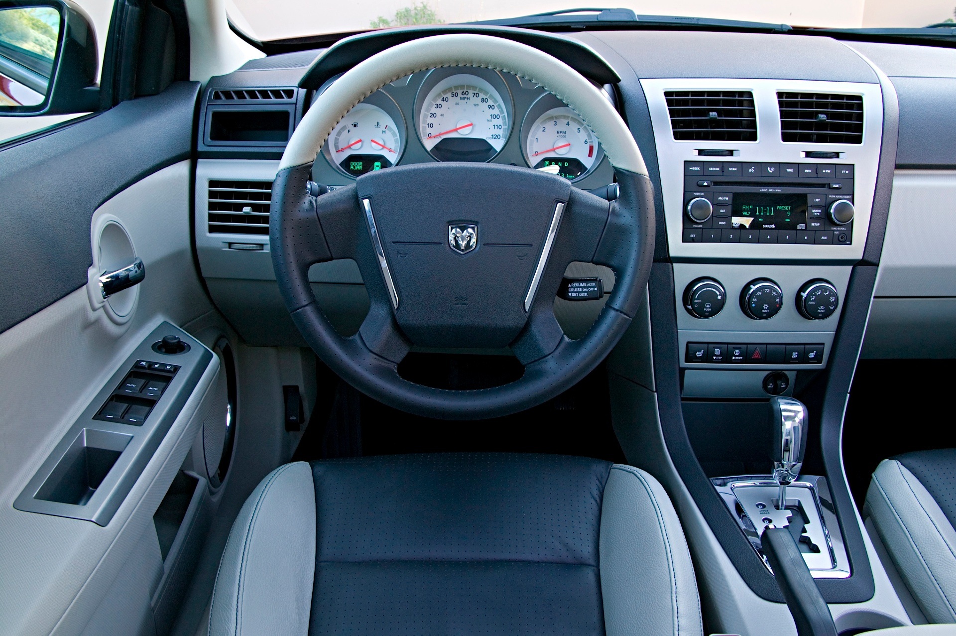 Dodge Avenger photo 83