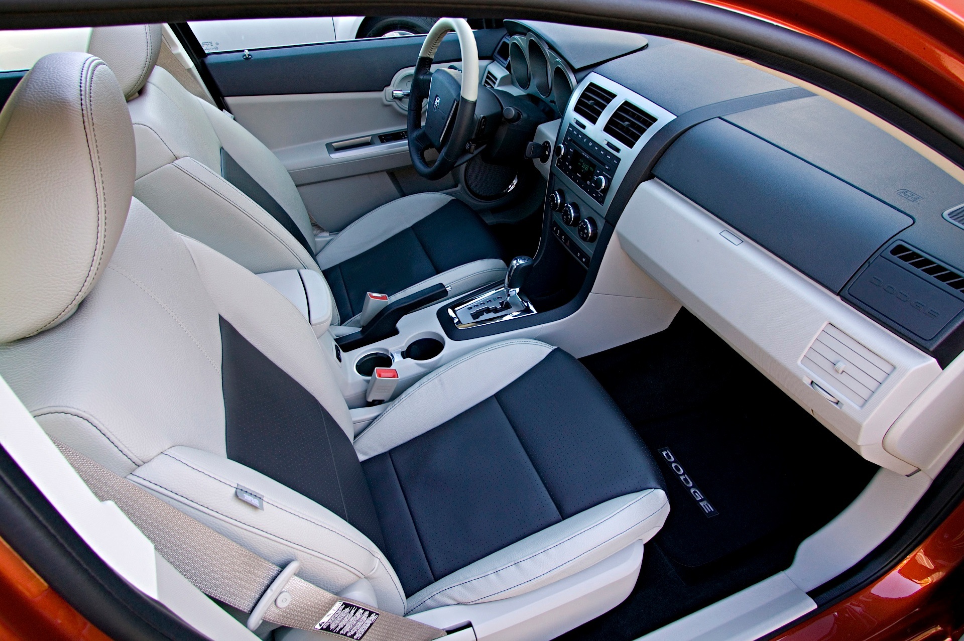 Dodge Avenger photo 84