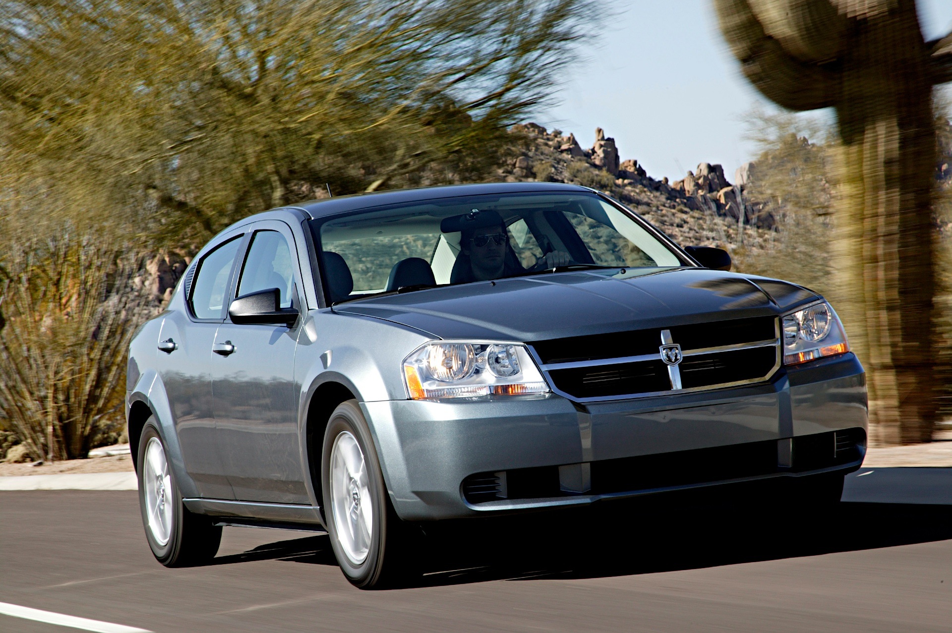 Dodge Avenger photo 9