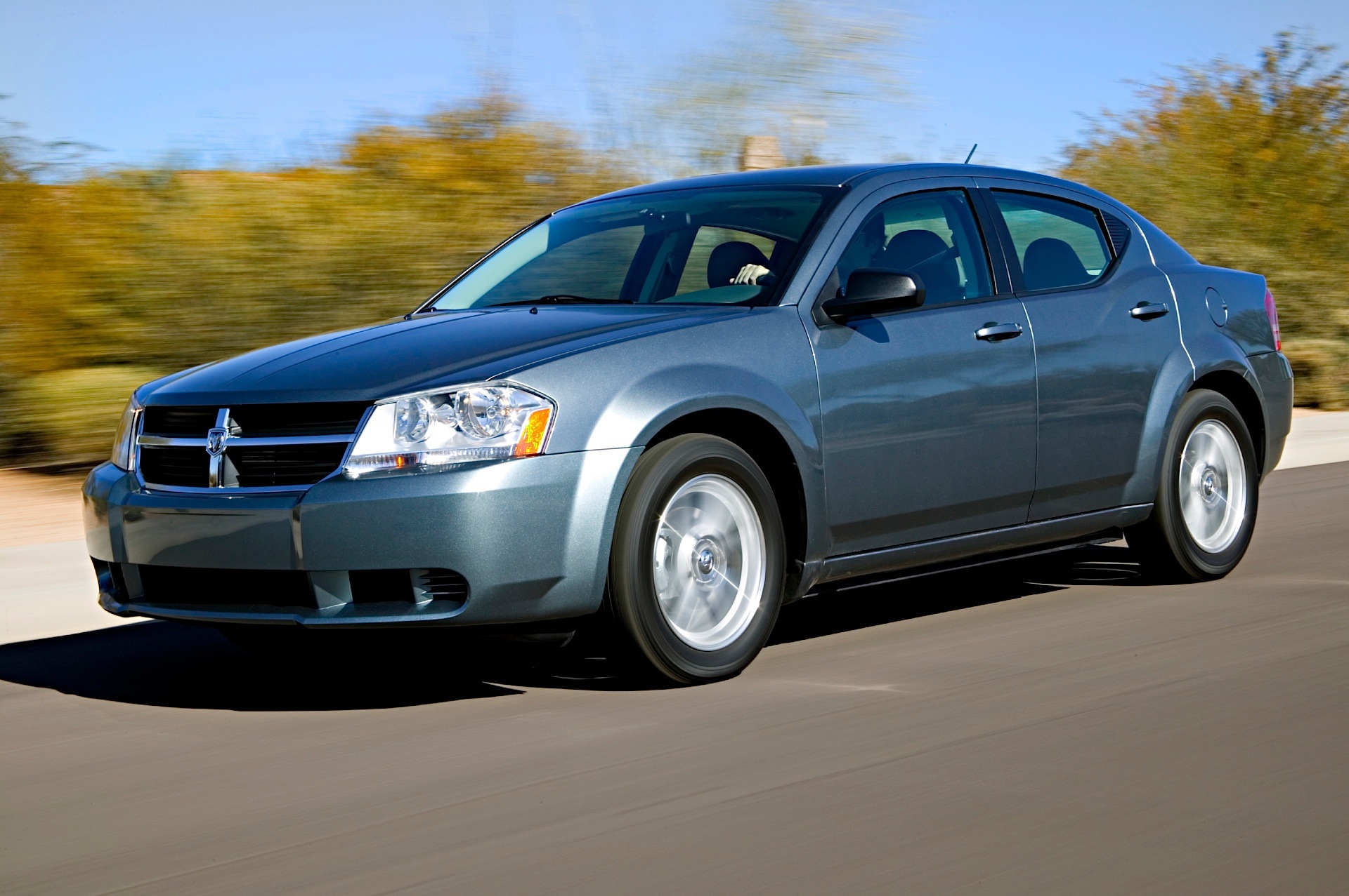 Dodge Avenger photo 10