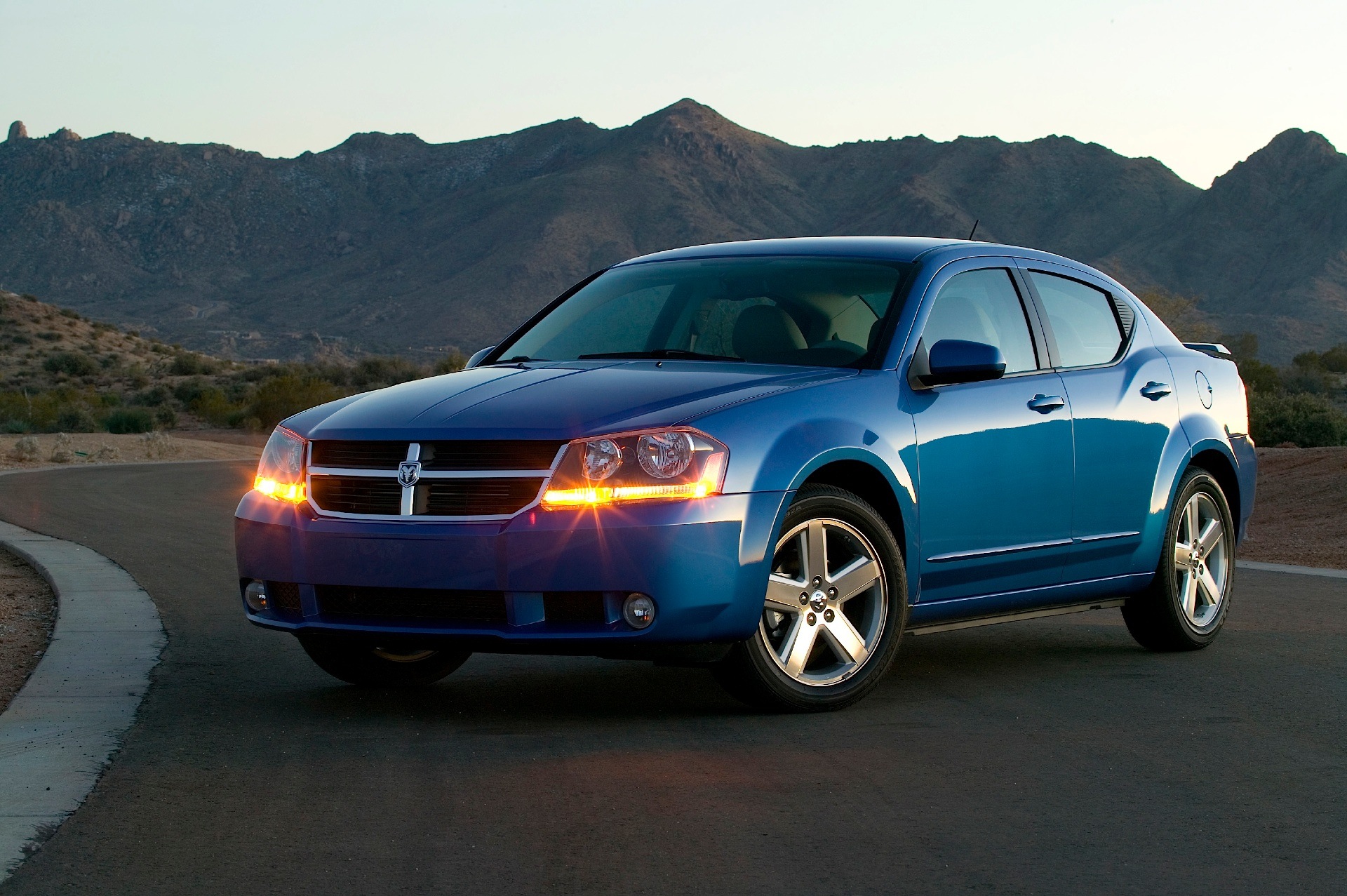 Dodge Avenger photo 36