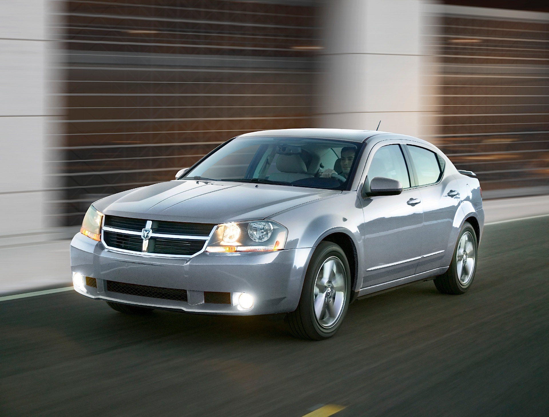 Dodge Avenger photo 5