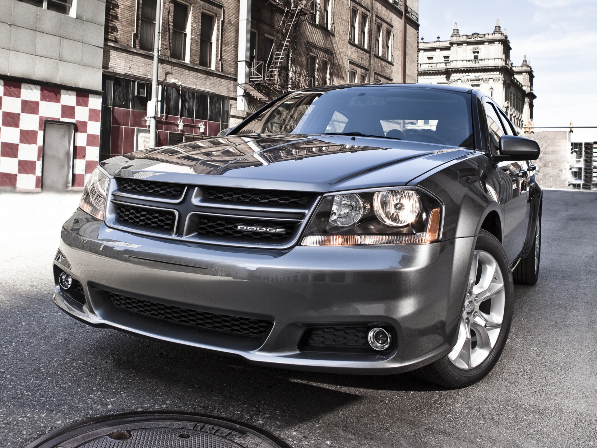 Dodge Avenger photo 12