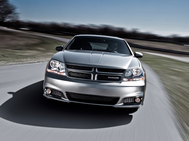 Dodge Avenger photo 16