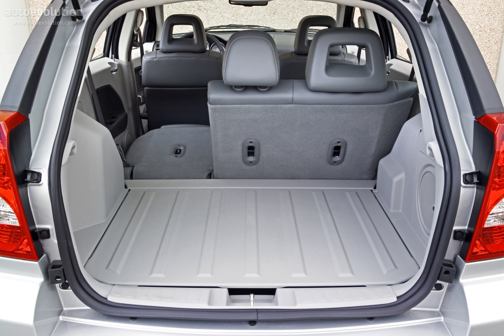 Dodge Caliber photo 23