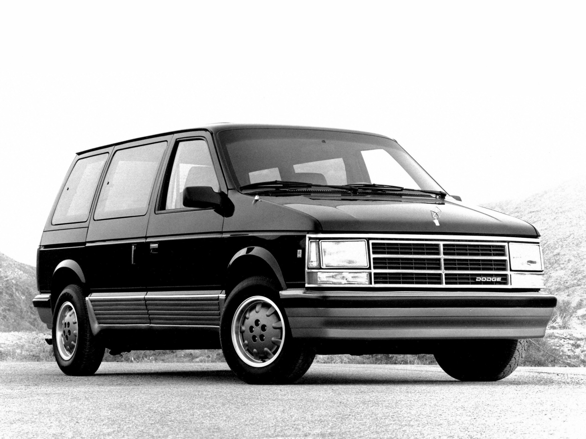 Dodge Caravan photo 9