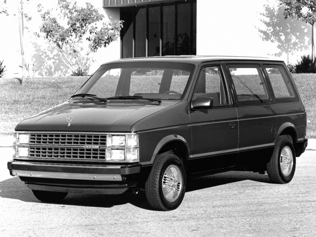 Dodge Caravan photo 18