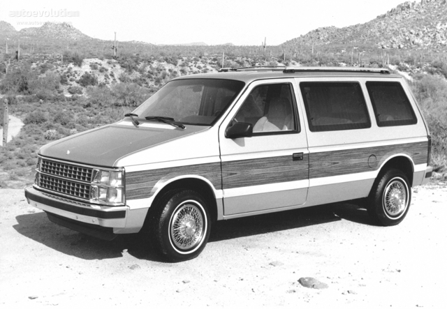 Dodge Caravan photo 2