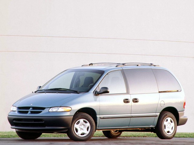 Dodge Caravan photo 2