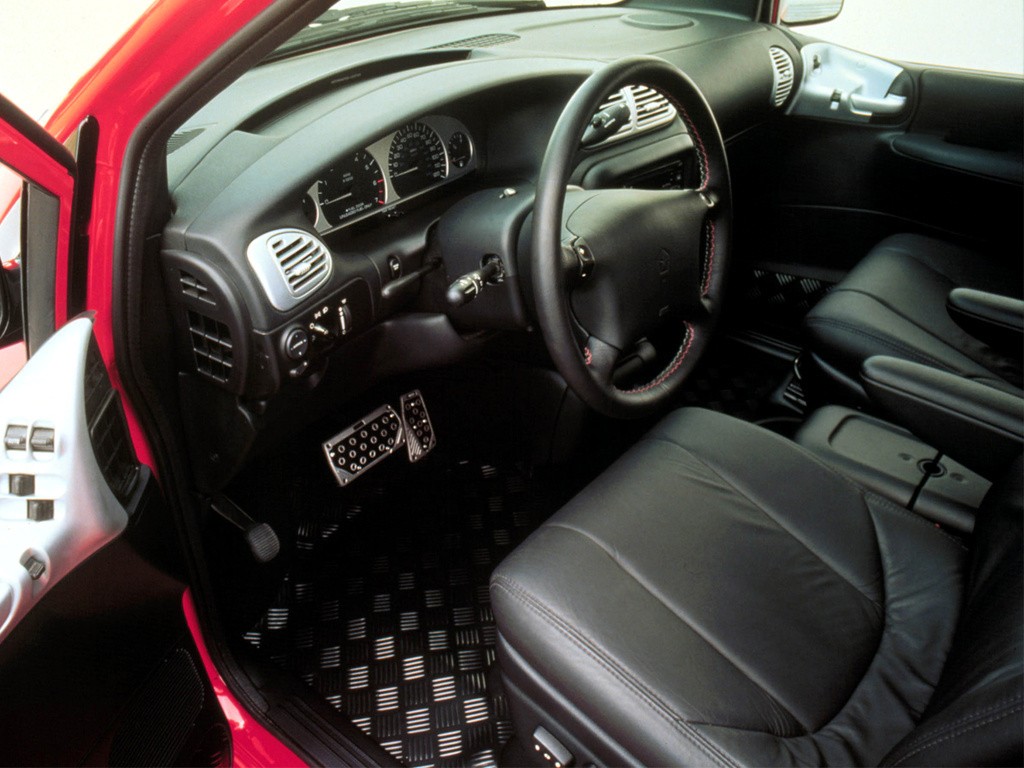 Dodge Caravan photo 15