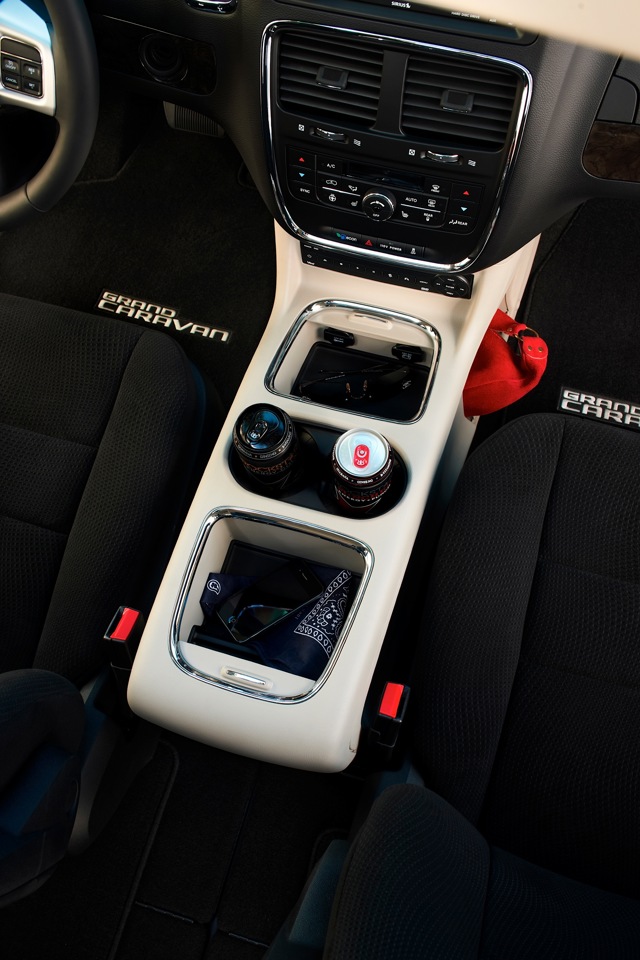 Dodge Caravan photo 31
