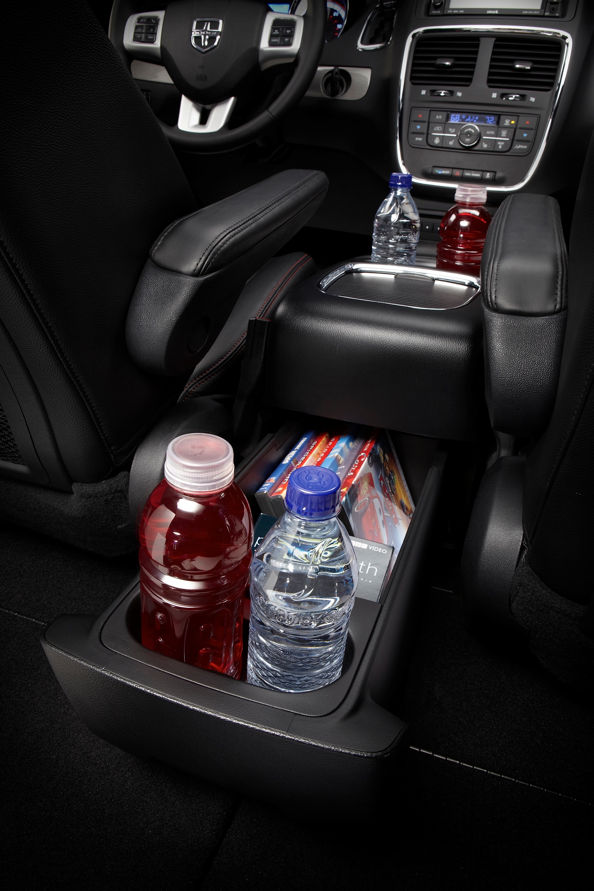 Dodge Caravan photo 36