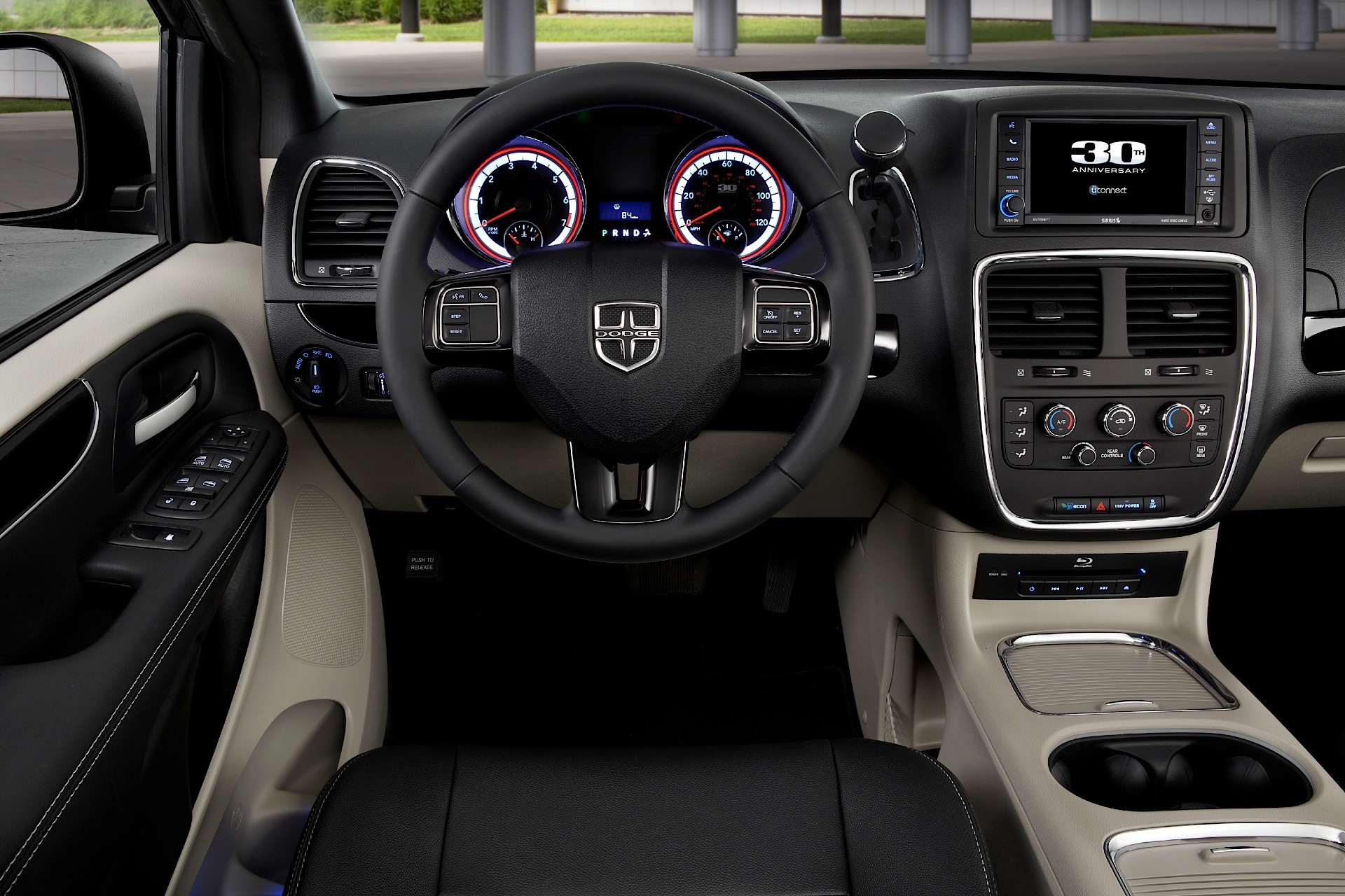 Dodge Caravan photo 40