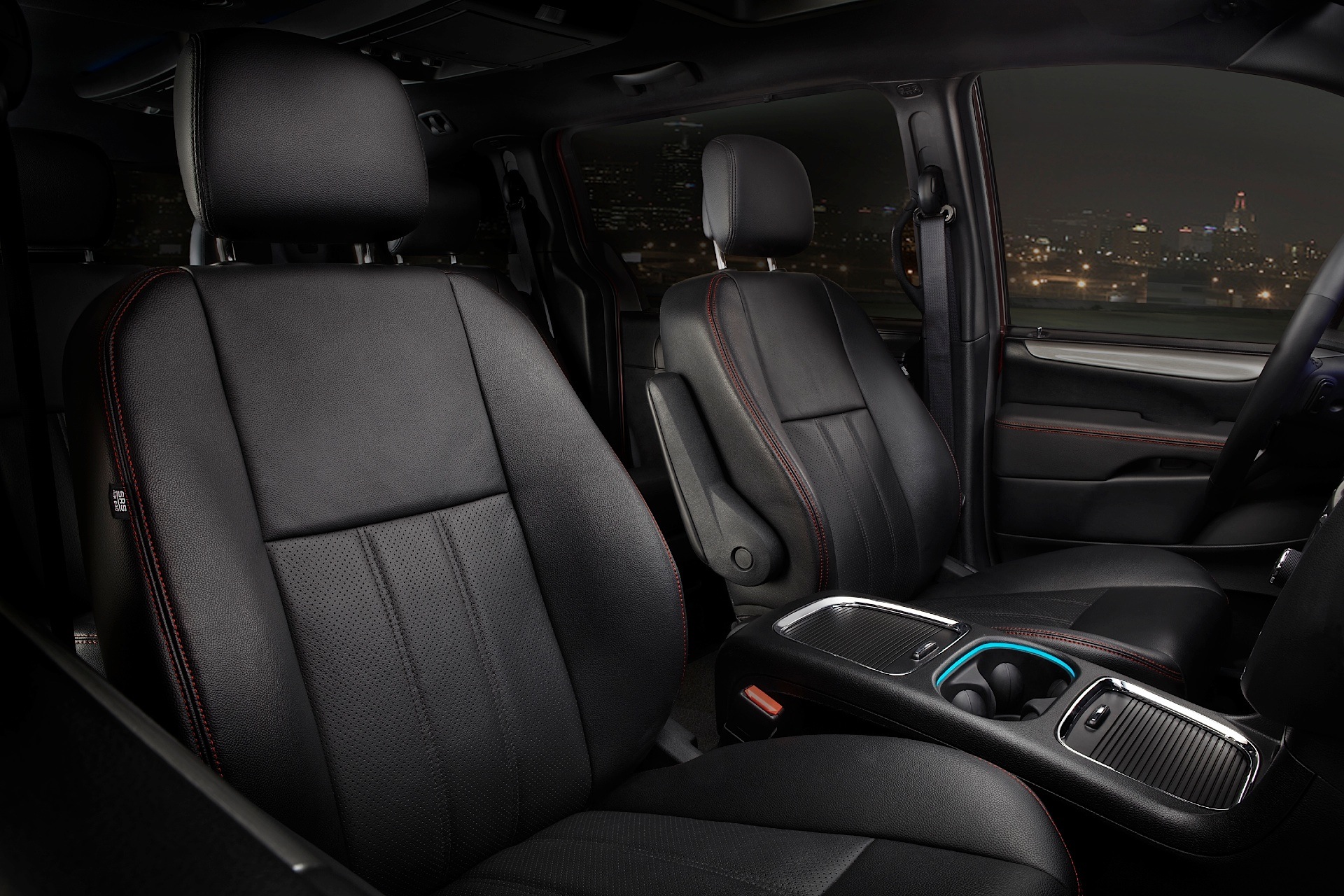 Dodge Caravan photo 33