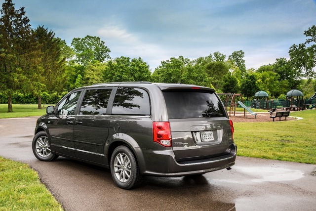 Dodge Caravan photo 26