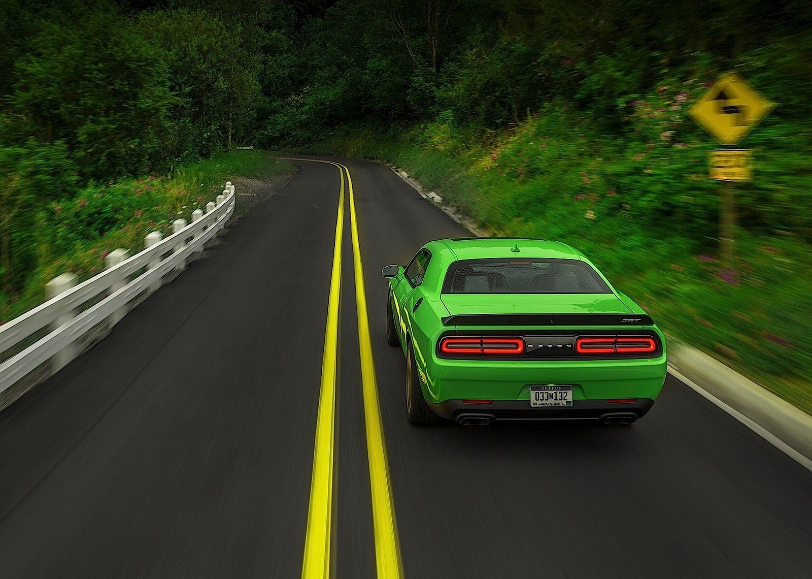 Dodge Challenger Srt photo 83