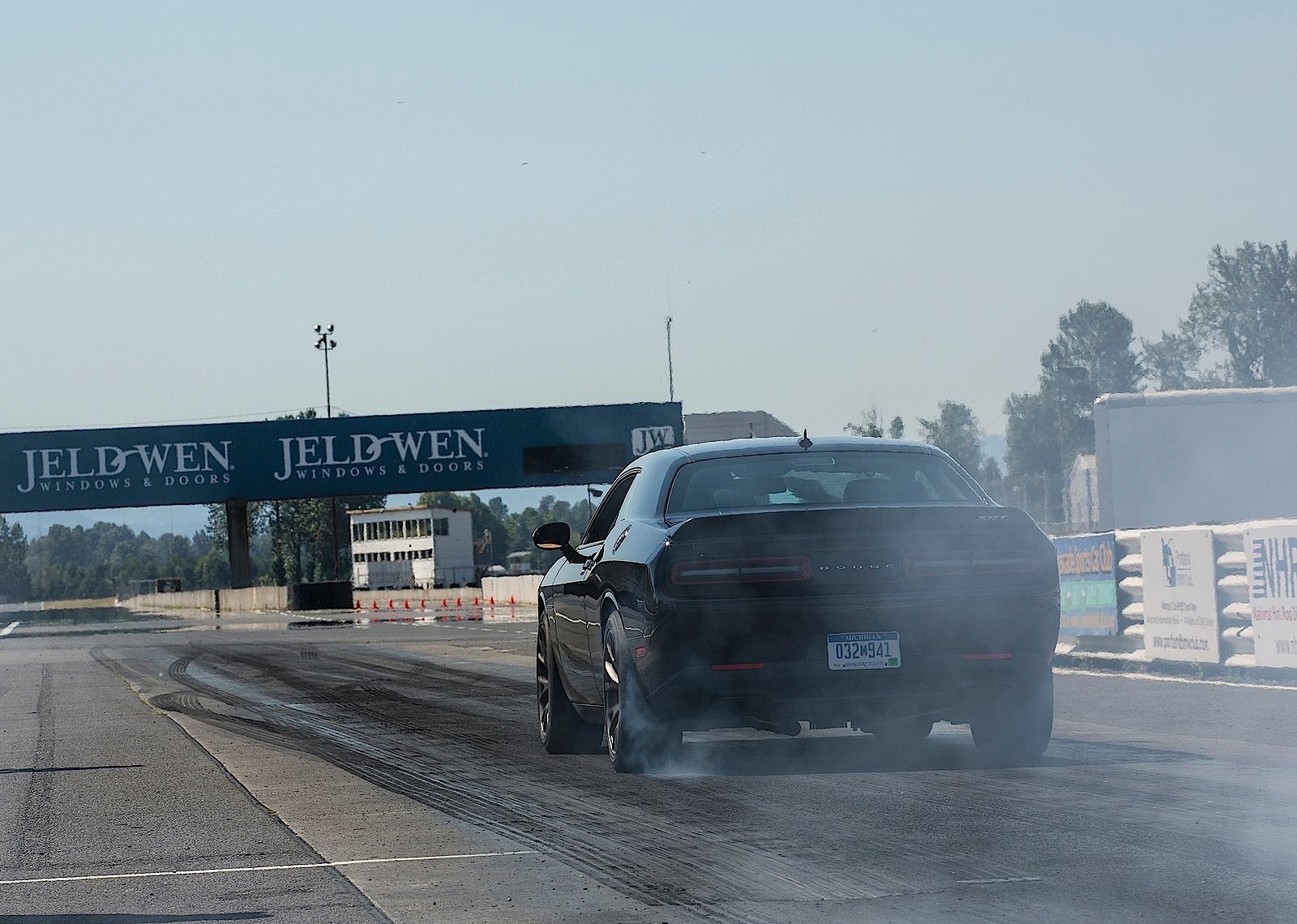 Dodge Challenger Srt photo 85