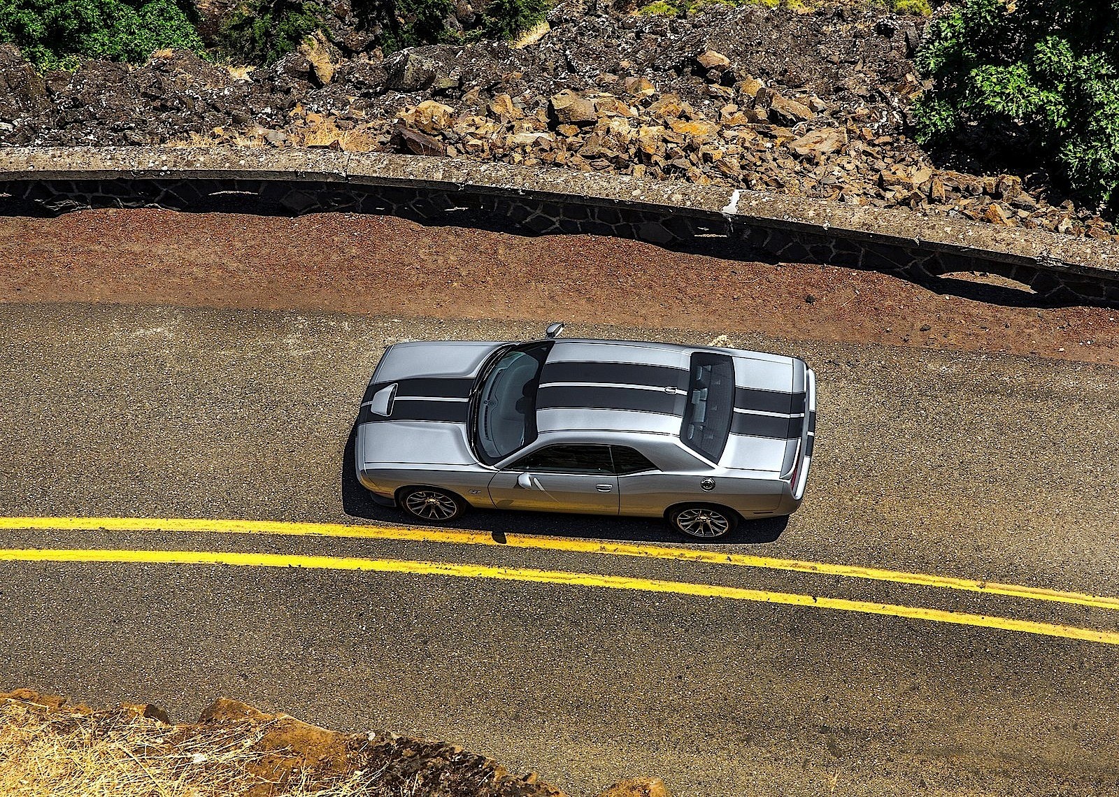 Dodge Challenger Srt photo 23