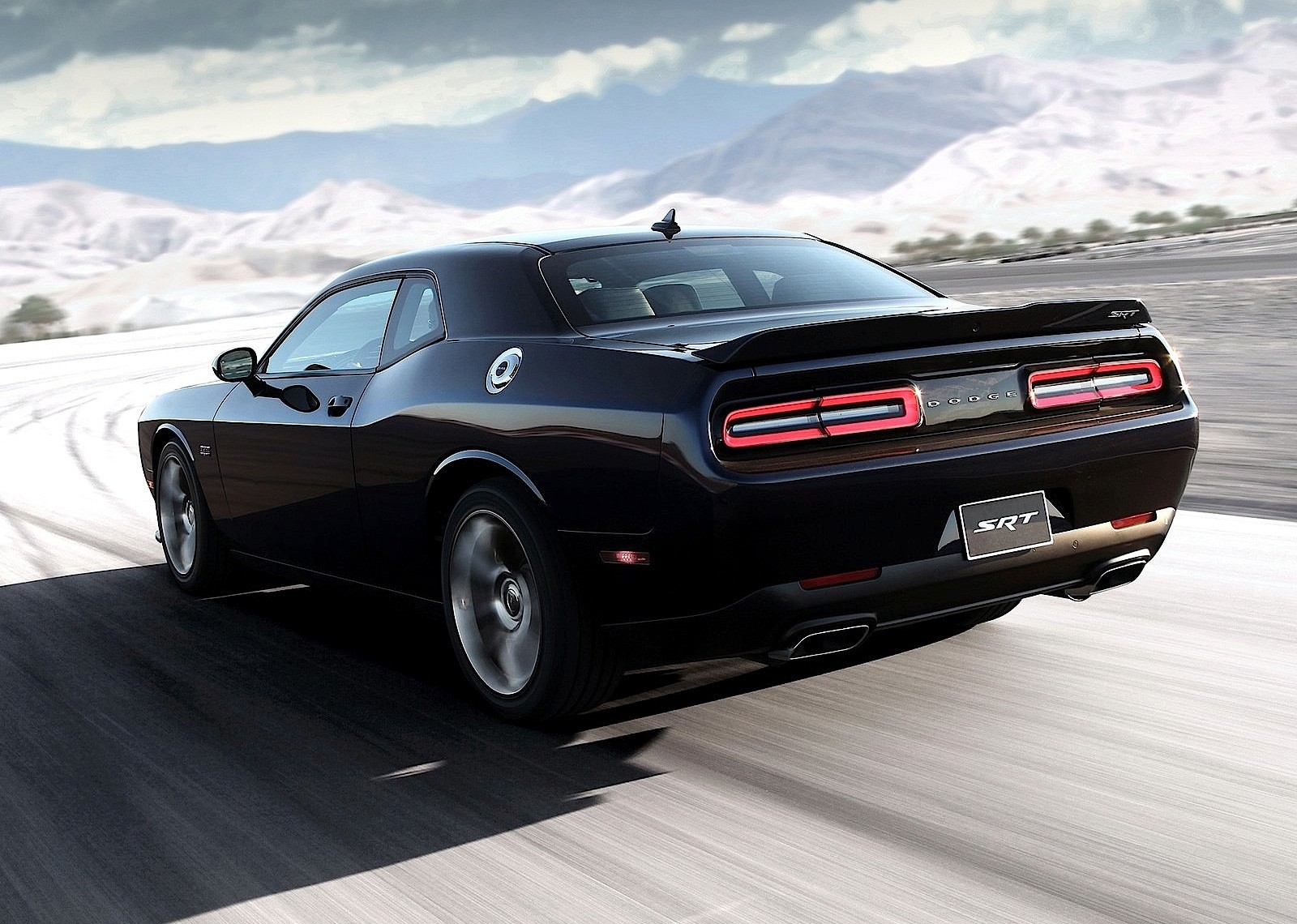 Dodge Challenger Srt photo 28